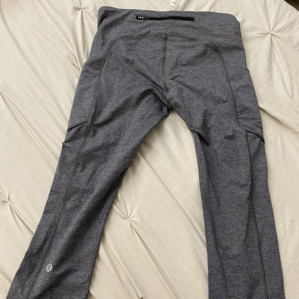 Lulu Capri leggings